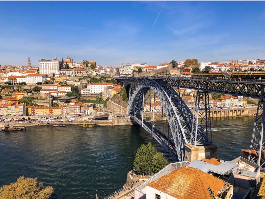 Porto: Self-Guided Treasure Hunt Tour - Competitive Adventure