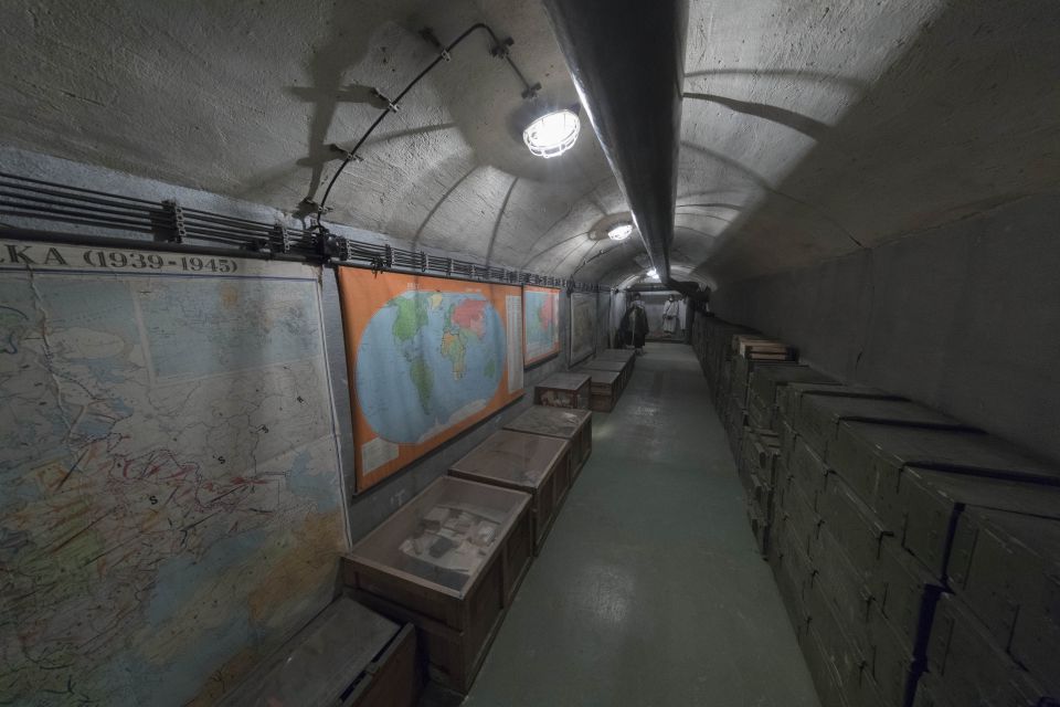 Prague: Communism History and Nuclear Bunker Guided Tour - Arriving on Time