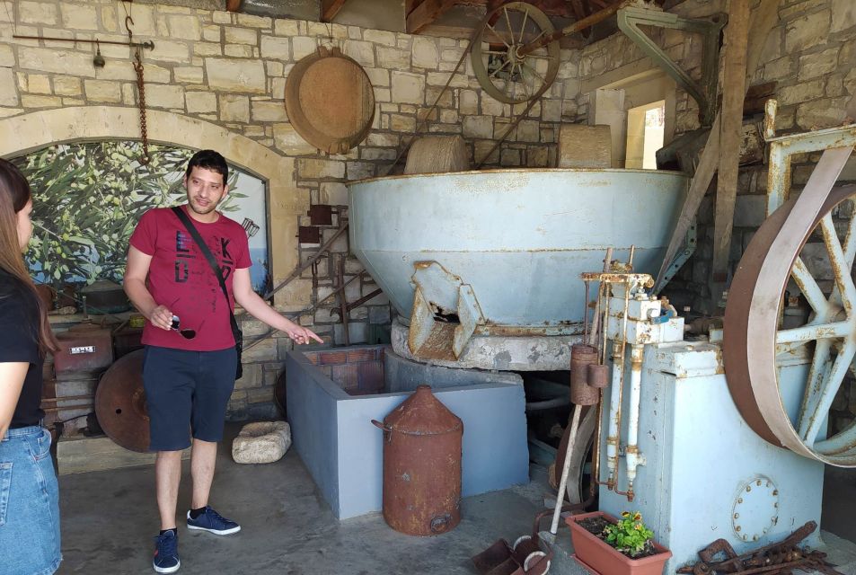 Rethymno: Private Olive Oil & Honey Tasting Tour With Lunch - Traditional Cretan Lunch