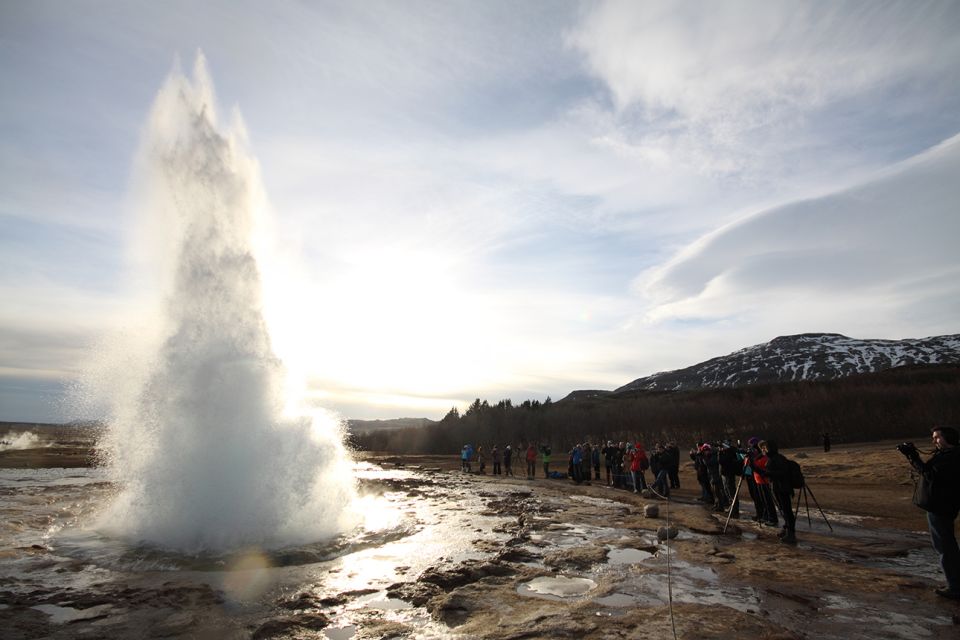 Reykjavik: Golden Circle & Northern Lights 4x4 Tour - Transportation and Inclusions