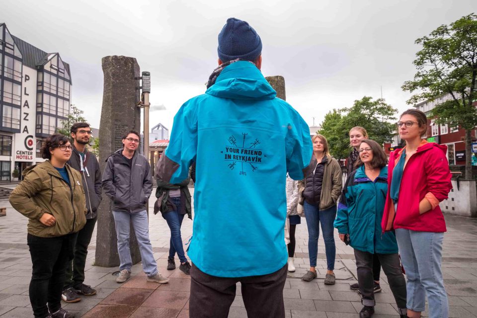 Reykjavik: Sightseeing Walking Tour With a Viking - Encountering Hallgrímskirkja