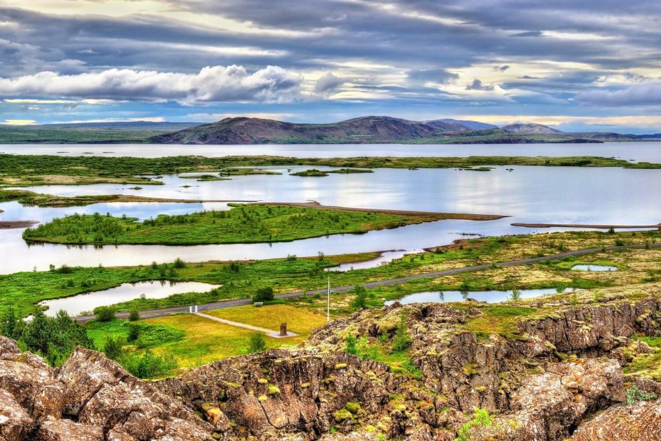 Reykjavik: Silfra Fissure Snorkeling Tour With Photo & Cocoa - Recommended Attire and Preparation