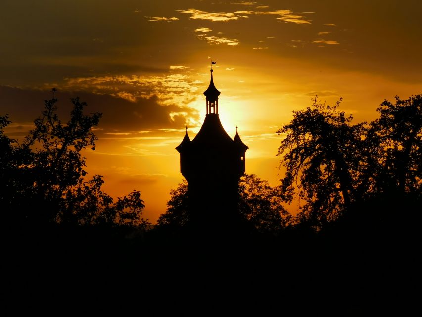 Rothenburg: Private Night Watchman Tour - Romantic Lighting