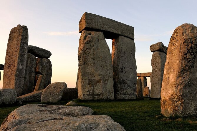 Royal Windsor & Stonehenge Private Tour - Lowest Price Guarantee