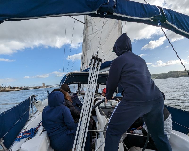 Sailing Initiation - 2 or 4 Hours - Lisbon - Recap