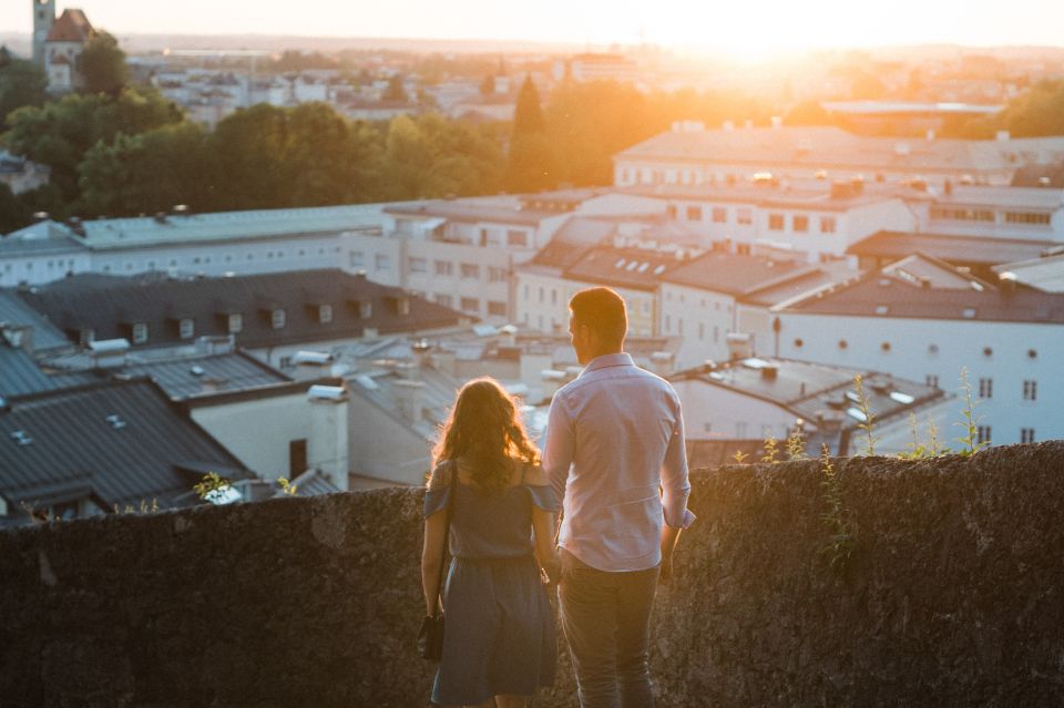 Salzburg: 2-Hour Guided Walking Tour With a Photographer - Important Considerations