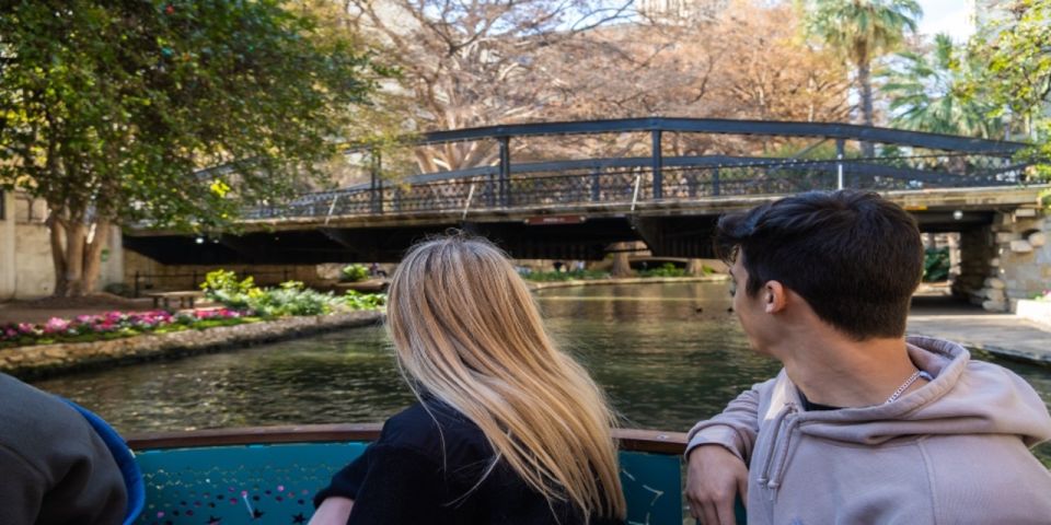 San Antonio: Guided Walking Tour With Boat Cruise - Tour Inclusions and Recommendations