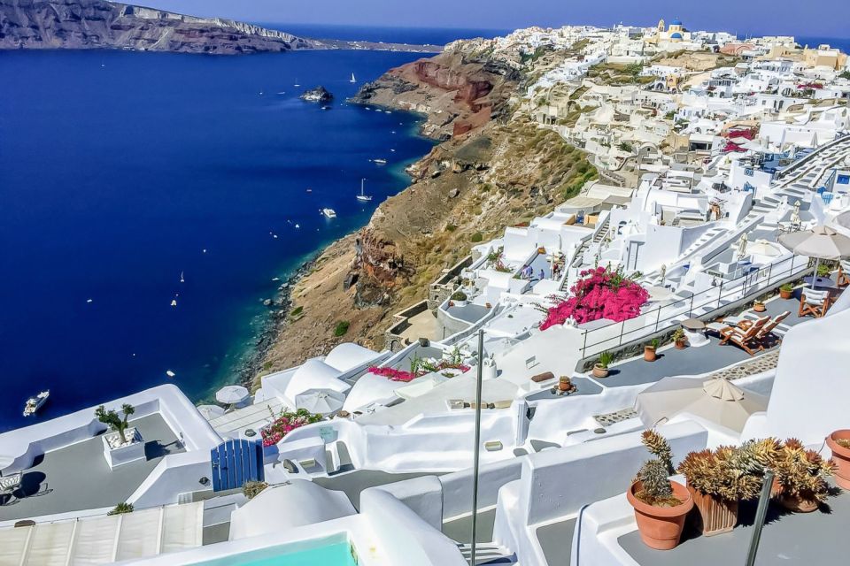 Santorini: Private Highlights Tour by Minibus - Savor Local Cuisine and Relax at Beaches