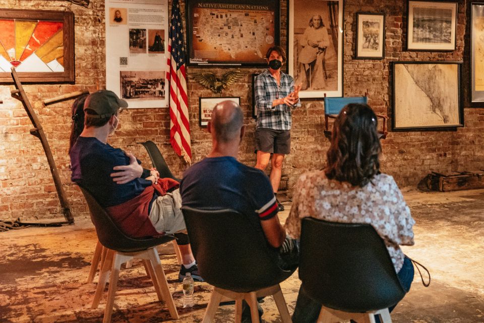 Seattle: Underground Walking Tour - Architectural Wonders