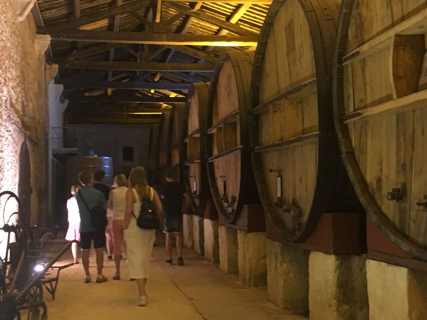 Sete: Private Wine and Oyster Tour With Tastings - Tour Itinerary