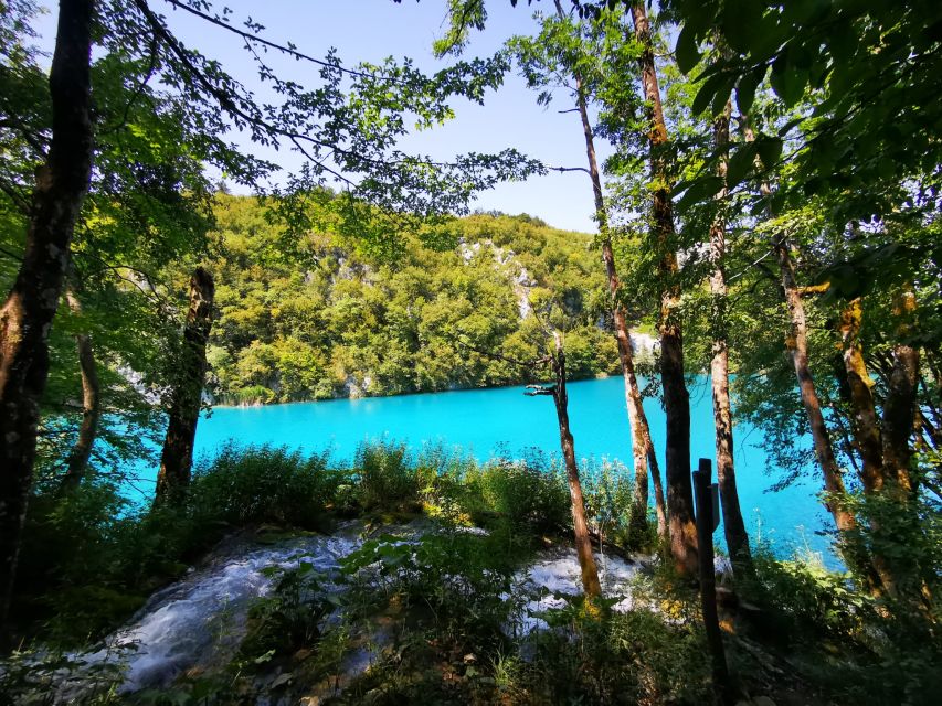 Split: Plitvice Lakes Guided Day Tour With Entry Tickets - What to Bring