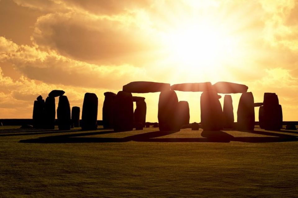 Stonehenge Special Access - Evening Tour From London - Exclusions