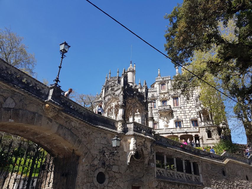 Tour of Sintra 5 Hours - Group Size and Pickup