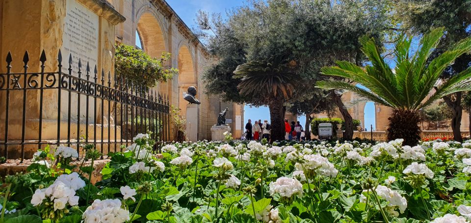 Valletta: Private Maltese Cuisine Walking Tour - Explore the Valletta Sights