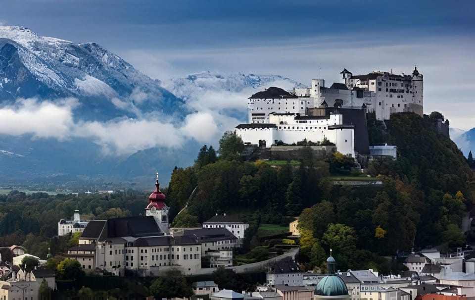 Vienna, Melk, Hallstatt and Salzburg Tour With Photographer - Frequently Asked Questions