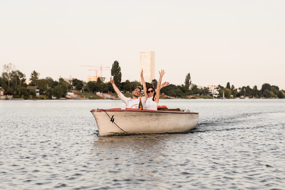 Vienna: Retro Boat Tour on the Danube River With Picnic - Availability and Timing