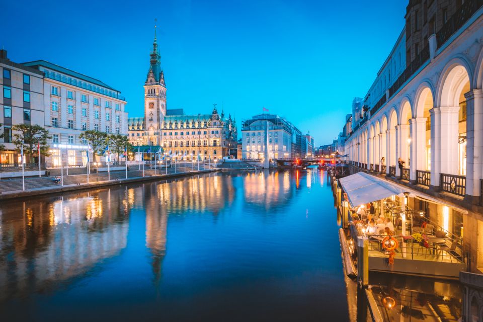 Wealth of Experiences - Hamburg Walking Tour - Explore Junfgernstieg