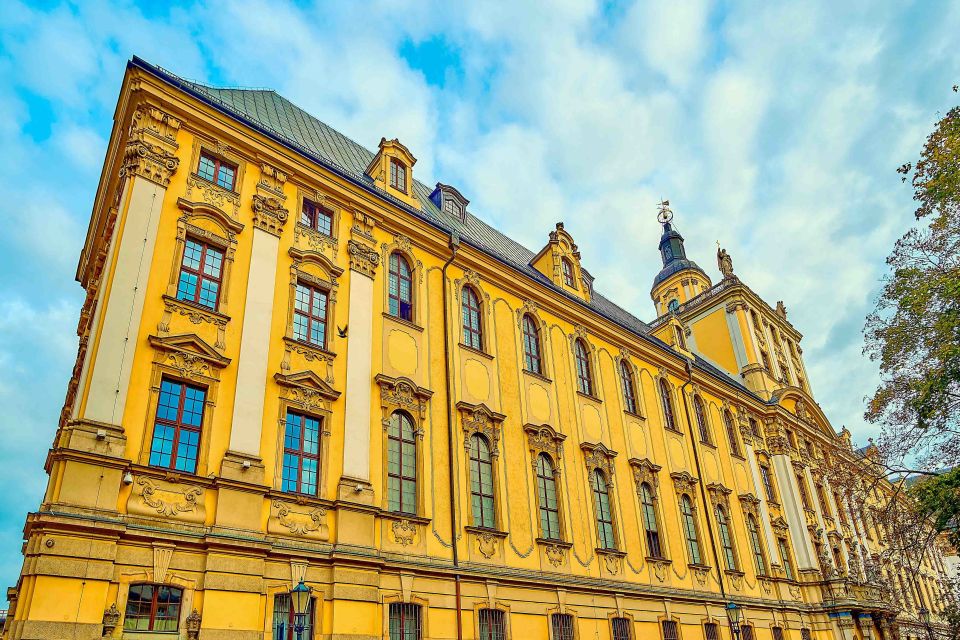 Wroclaw: 3.5-Hour City Tour With University & Cathedral - Languages Offered