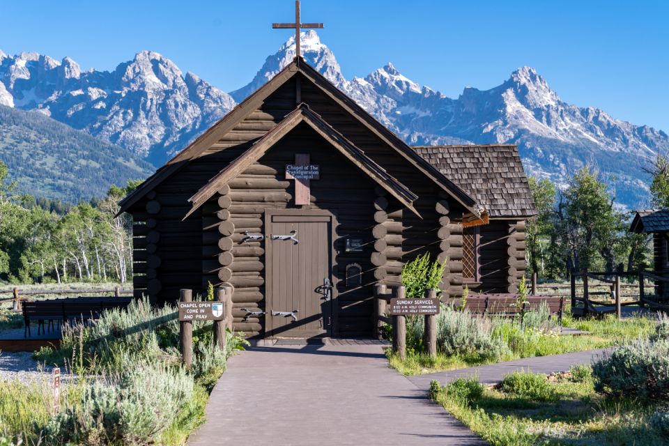 Wyoming: Grand Teton National Park Self-Guided Driving Tour - Scenic Landscapes and Trails