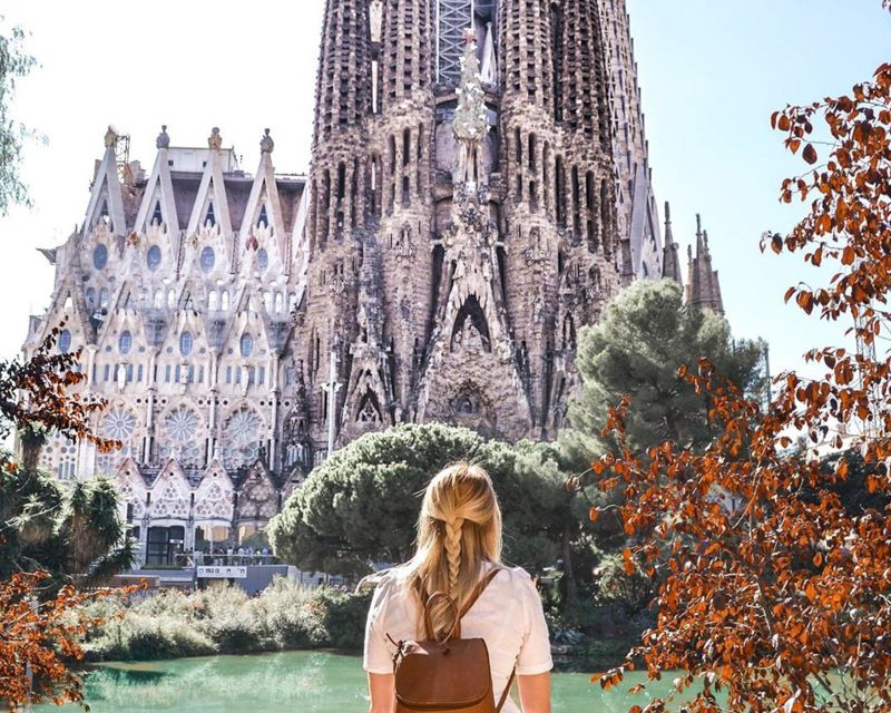 Barcelona: Gaudi Private City Tour With Sagrada Familia - Things To Known