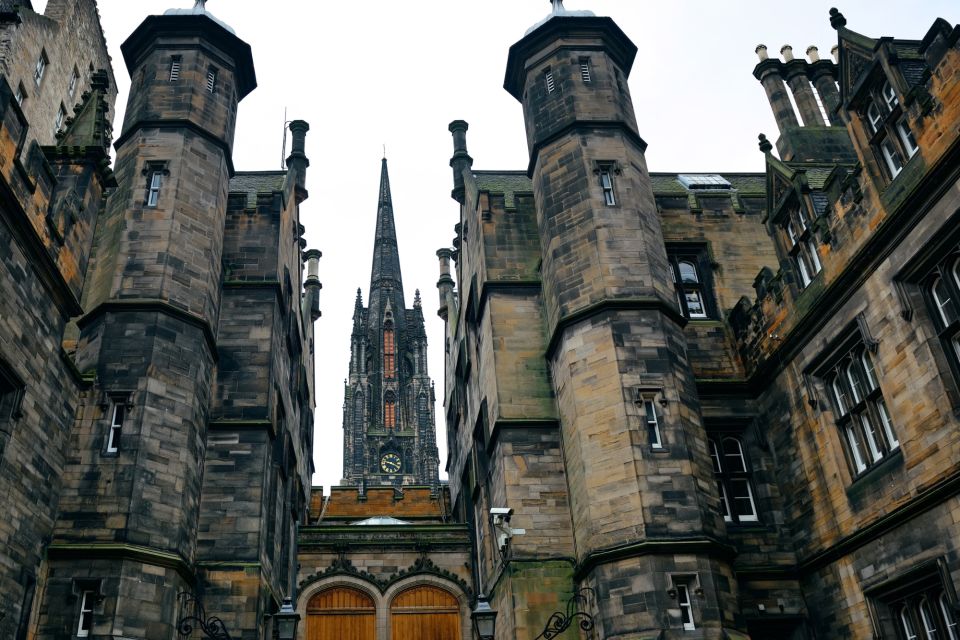 Edinburgh: First Discovery Walk and Reading Walking Tour - Frequently Asked Questions