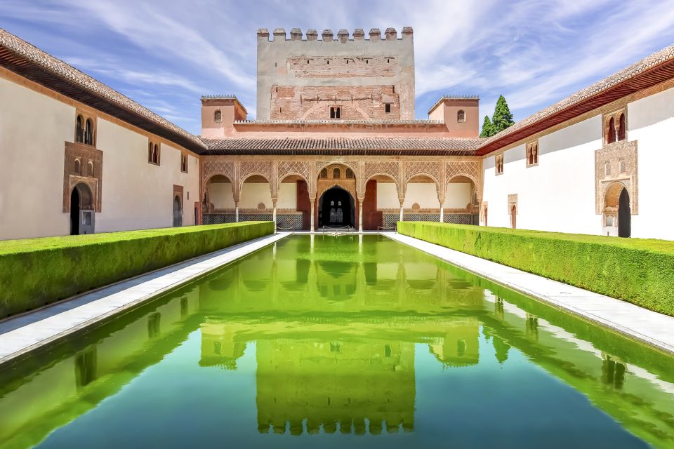 Granada: Alhambra, Nasrid, and Generalife Private Tour - Frequently Asked Questions