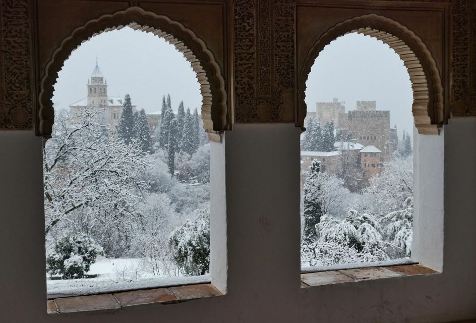 Granada: Fast-Track Alhambra & Nasrid Palaces Guided Tour - Frequently Asked Questions