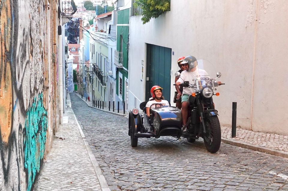 Lisbon: Private Sidecar Tour 3h30 - Frequently Asked Questions