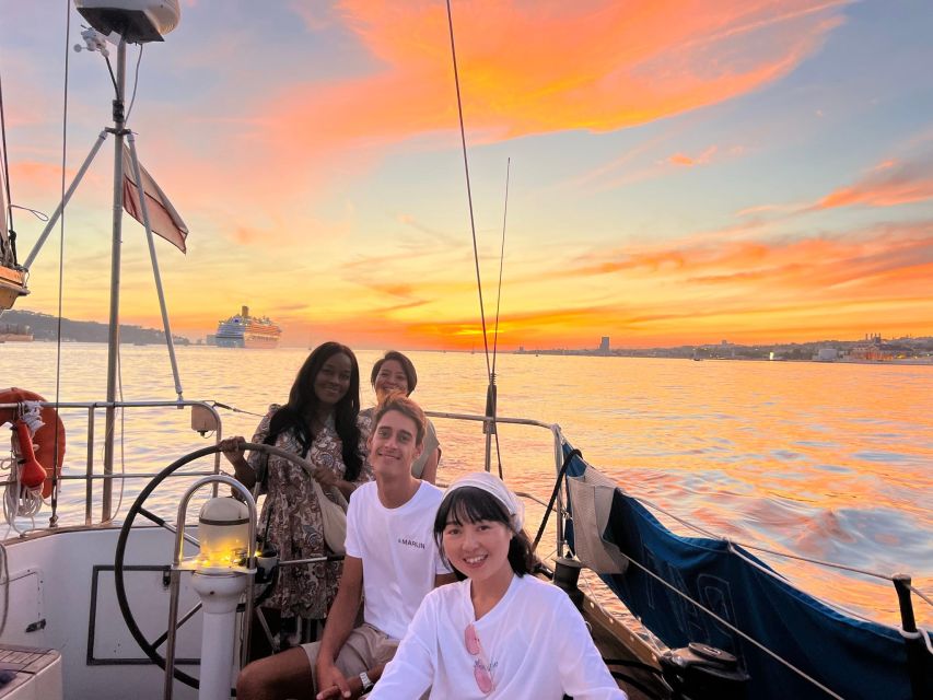 Lisbon: Sunset Boat Tour With a Drink - Frequently Asked Questions