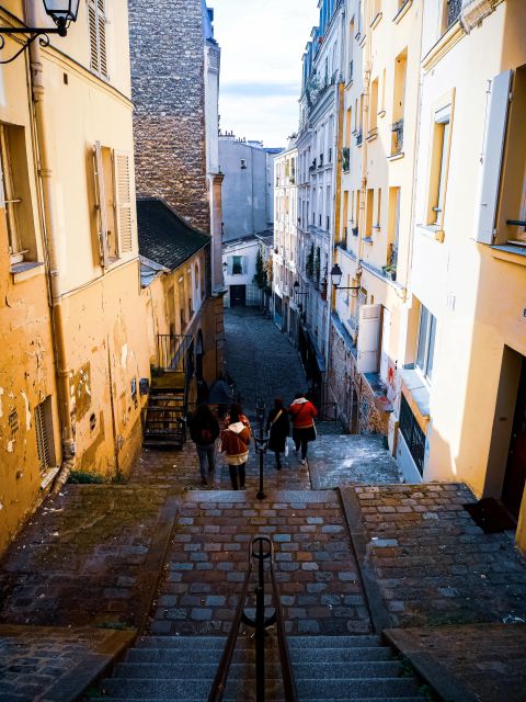 Montmartre: Semi Private Guided Stroll in Bohemian Paris - Recap