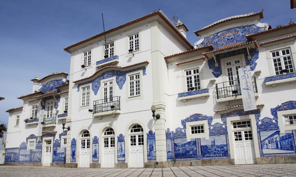 Porto: Nova and Gaia Coast Day Trip With a Cruise in Aveiro - Frequently Asked Questions