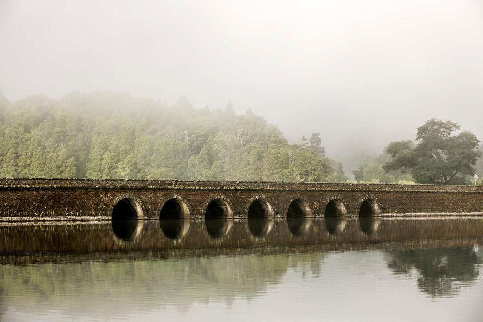 Private Airport Transfer With Sete Cidades Tour Included - Recap