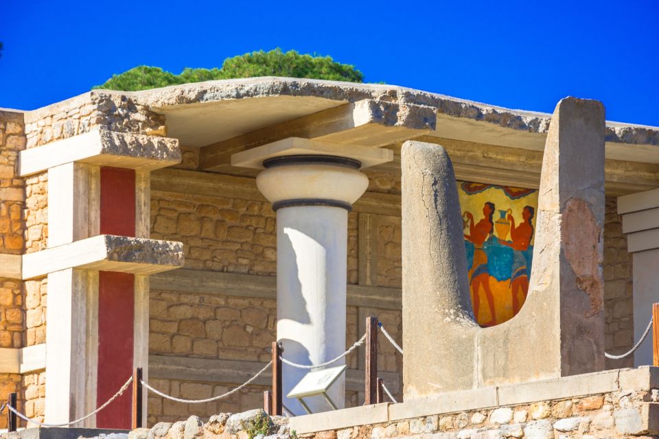 Private Knossos Skip the Line Tour Inc. Lunch & Wine Tasting - Frequently Asked Questions