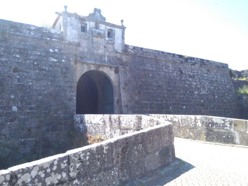 Santiago De Compostela & Valença - Private Tour From Porto - Things To Known