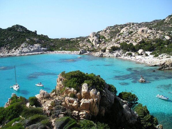 Afternoon Excursion (15: 00/19: 00) by Rubber Boat in the Archipelago of La Maddalena. - Key Points