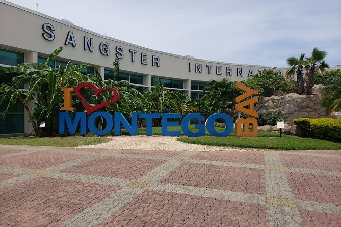 Airport Transfer Montego Bay: Riu Montego / Reggae / Palace - Key Points