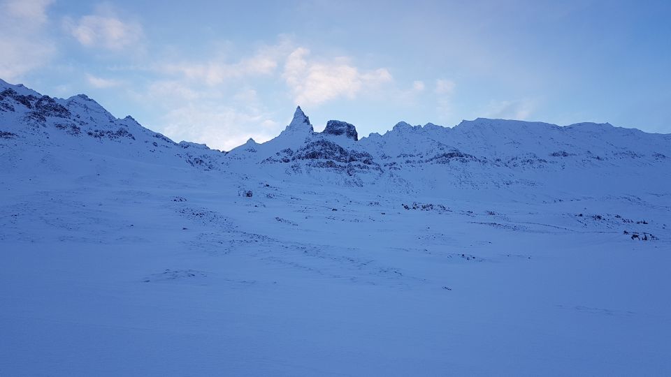 Akureyri: Hraundrangi Peak 10-Hour Private Climb - Key Points