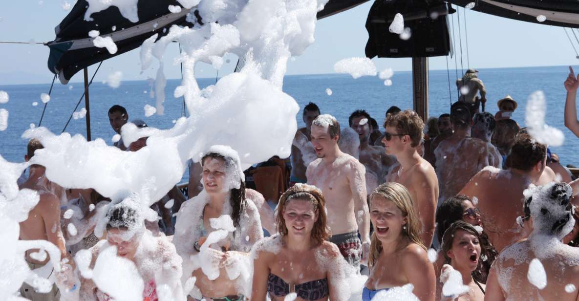 Alanya: Disco Boat Tour With Foam Party and Unlimited Drinks - Key Points