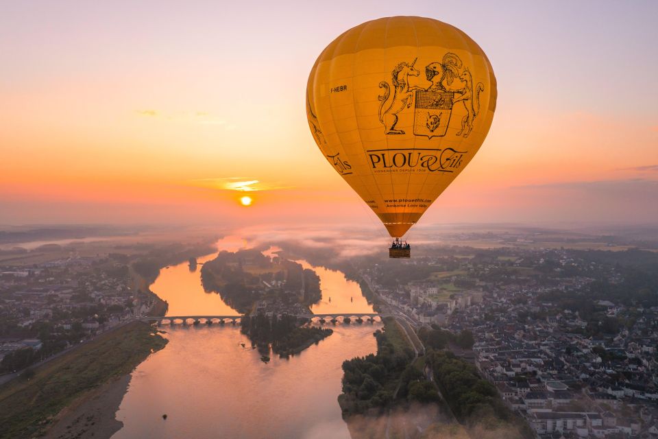 Amboise Hot-Air Balloon VIP for 5 Over the Loire Valley - Key Points