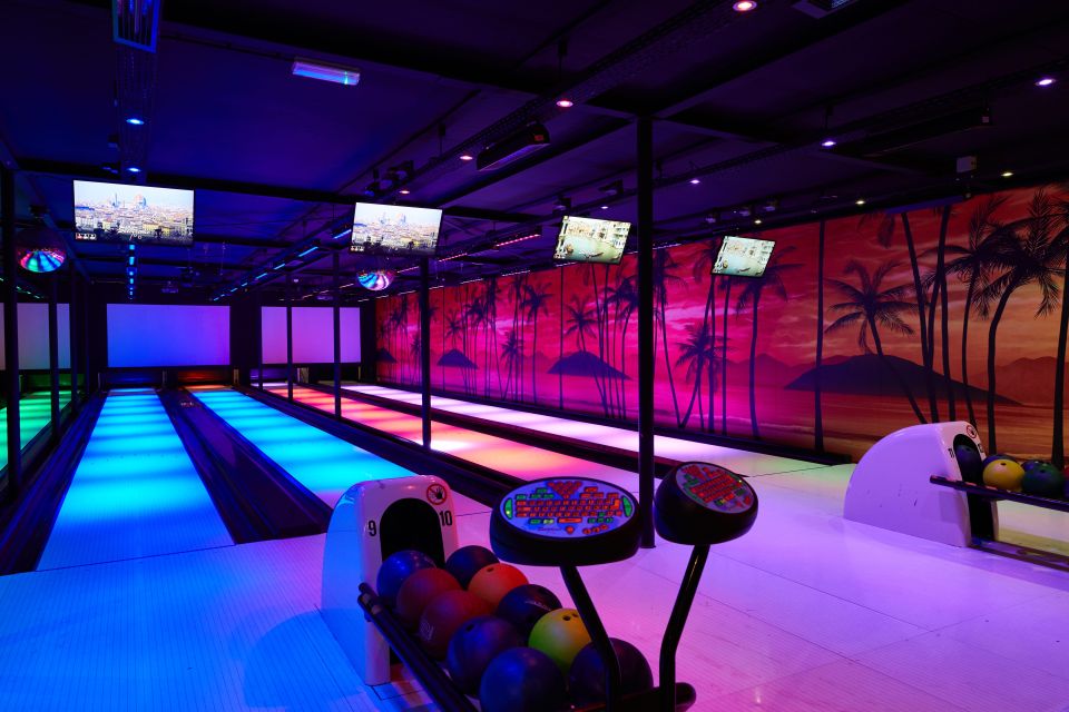 Amsterdam: 1-Hour LED Bowling Experience at Aloha Amsterdam - Key Points