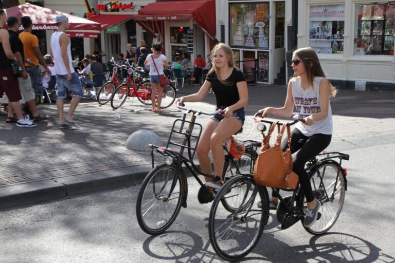 Amsterdam: City Highlights Bike Tour Tour Inclusions