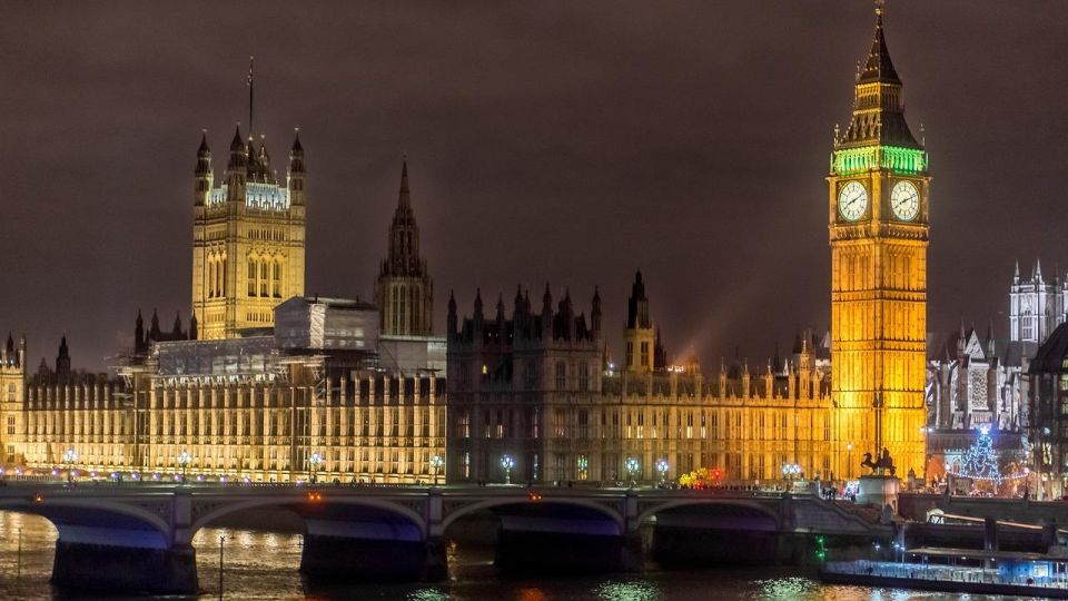 An Evening in London. Private Panoramic Night Tour - Key Points