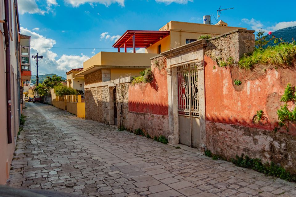 Ancient Knossos & Magical Crete: Small-Group Shore Excursion - Key Points