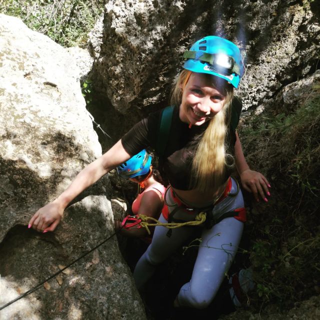 Arrábida: Guided Caving Experience + Rappelling - Key Points