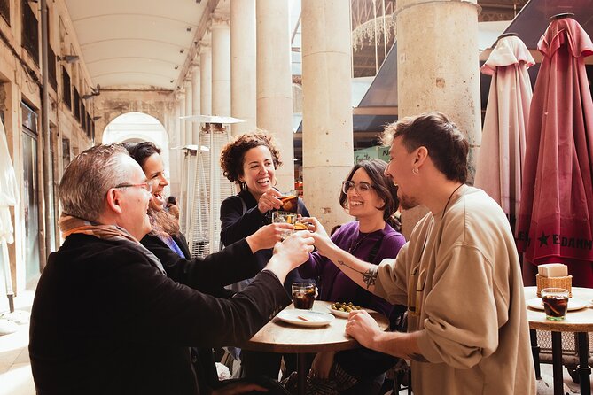 Barcelona Combo: Gothic, Tapas, Churros & Afternoon Montserrat - Key Points