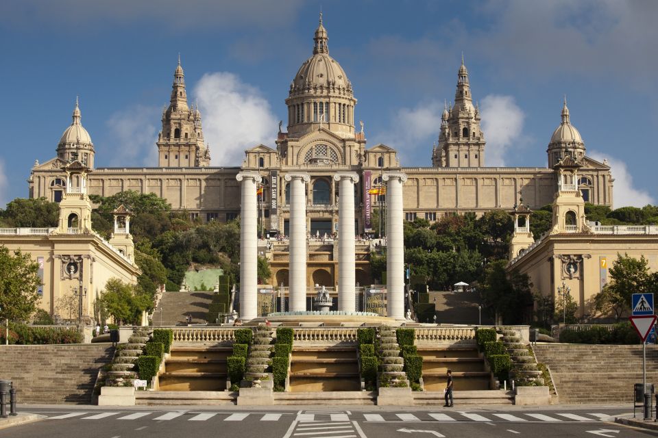 Barcelona Highlights City Tour and Montserrat Excursion - Key Points