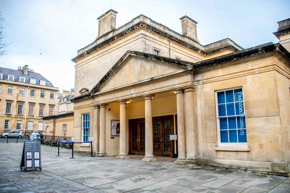 Bath: Private Walking Tour - Key Points