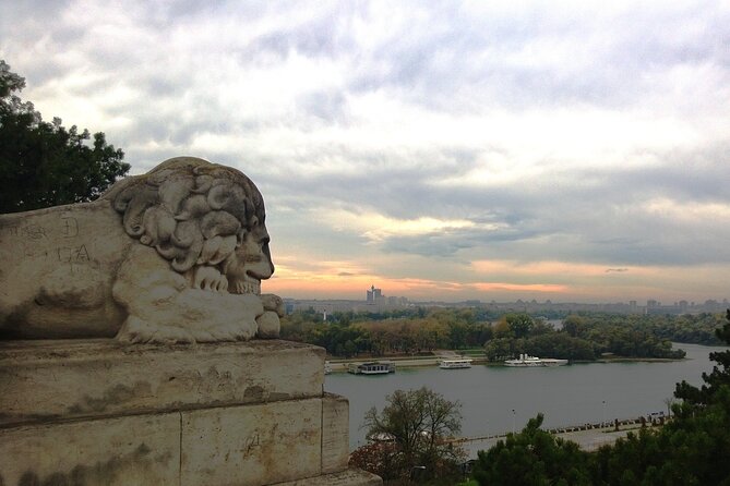 Belgrade City Walk, Gathering and Sightseeing - Key Points