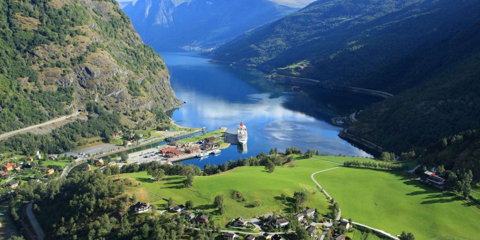 Bergen: Hardangerfjord, Voss Gondola, and 4 Great Waterfalls - Key Points