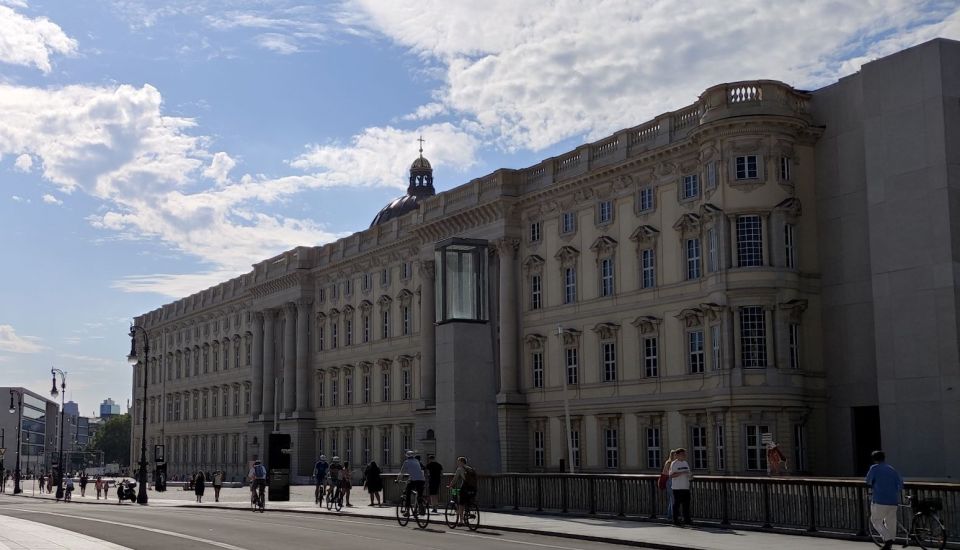 Berlin: Museum Island Guided Walking Tour - Key Points